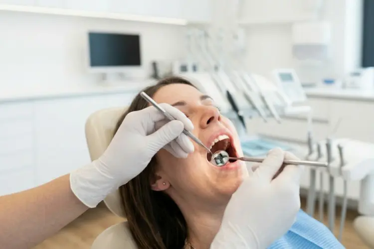 Amalgama dental, qué son los empastes antiguos con mercurio y cuándo conviene cambiarlos.